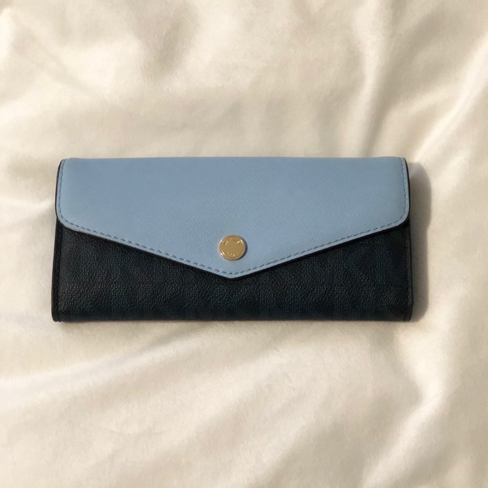 Michael Kors Light Sky Blue Full Wallet